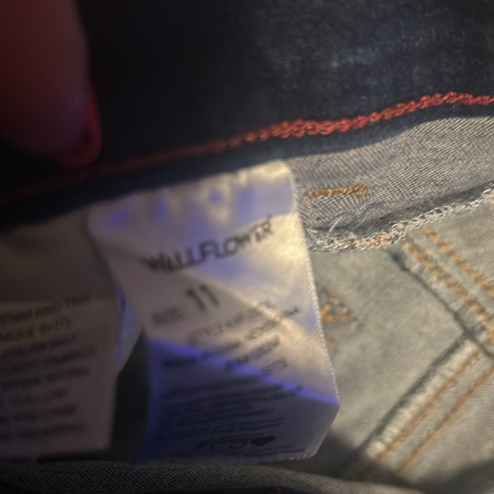 NWOT Wallflower Jean shorts - Picture 4 of 4